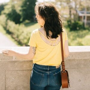 Sezane Luiggi T-Shirt in Sunset size M